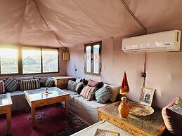 Amskou Camp