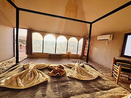 Amskou Camp