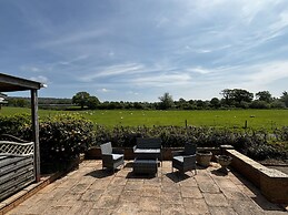 2 Bed Chalet on Working Farm