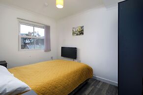 Flat 6 - Apartment for 4 in Town Centre