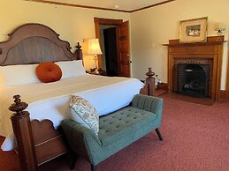 Meredith Inn