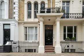 West Oasis - Escape From Chaos