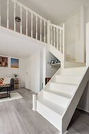 West Oasis - Escape From Chaos