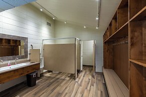 Pines #2071 By Summit County Mountain Retreats