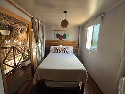 Thani Ecobeach Barú