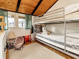 9 Person Holiday Home in Praesto