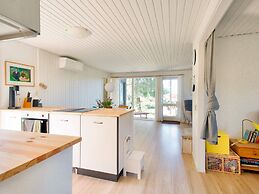 6 Person Holiday Home in Skibby