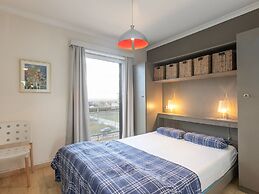 Spacious Apartment on 4th Floor