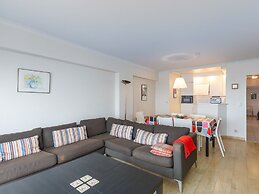 Spacious Apartment on 4th Floor