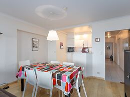 Spacious Apartment on 4th Floor