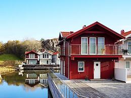 4 Star Holiday Home in Hamburgsund