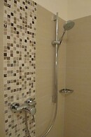 Deck 1 Modern Retreat