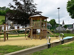 Cozy Holiday Home With Balcony