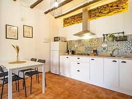 Two Houses With Shared Pool Chillout and see Views