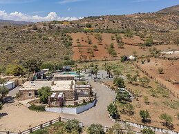 Two Houses With Shared Pool Chillout and see Views
