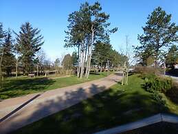 Beach Hair Friesian Residence