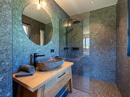 Beautiful Chalet With Sauna in Wolting