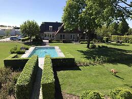 Holiday Home Klein Rosselaer for Four Person
