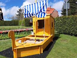 Fingerhut Comfortable Holiday Residence