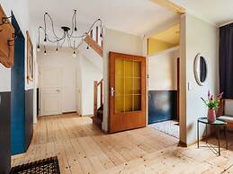 Fingerhut Comfortable Holiday Residence