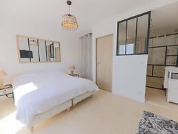 Attractive Holiday Home in Port Grimaud With Jetty