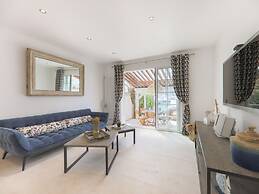 Attractive Holiday Home in Port Grimaud With Jetty