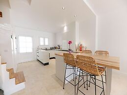 Attractive Holiday Home in Port Grimaud With Jetty