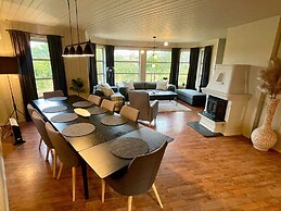 10 Person Holiday Home in Auklandshamn