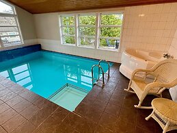 10 Person Holiday Home in Auklandshamn