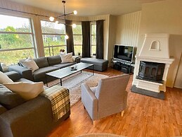 10 Person Holiday Home in Auklandshamn