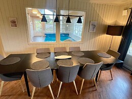 10 Person Holiday Home in Auklandshamn