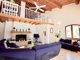 Cigales - Roquebrune-sur-argens