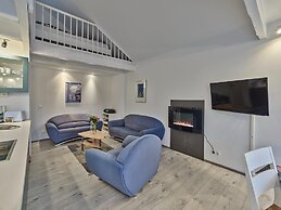 Modern Holiday Home With Terrace