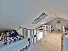 Modern Holiday Home With Terrace