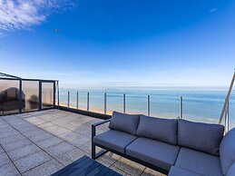 Rooftop Apartment Near Center