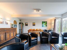 Comfortable Group Home With Large Garden