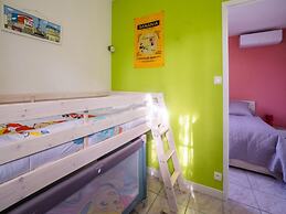 Tasteful Holiday Home in Marnac With Garden