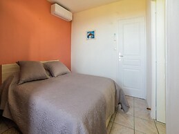 Tasteful Holiday Home in Marnac With Garden
