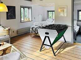 8 Person Holiday Home in Thyholm