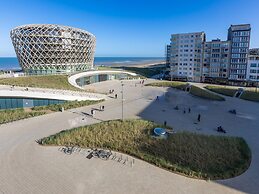 Bright Apartment on the 5th Floor