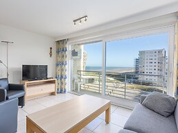Bright Apartment on the 5th Floor