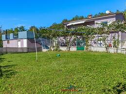 Grace Comfortable Holiday Residence