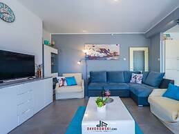 Grace Comfortable Holiday Residence