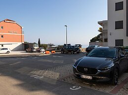 Apartment Good Vibes