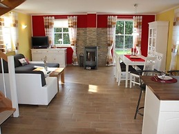 Surfer Modern Retreat