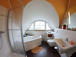 Surfer Modern Retreat