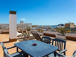 Belvilla by OYO Uptown III