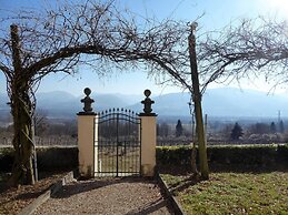 Belvilla by OYO Appartamento Merlot