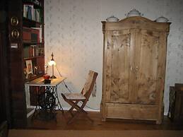 Anne's Holiday Home by the Lake