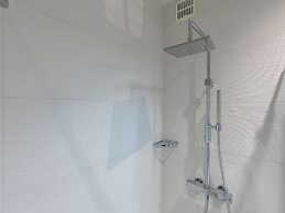 Apartment With Magnificient Sea-view